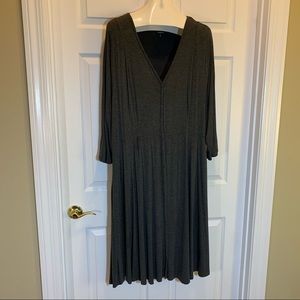 Torrid NWOT Gray 3/4 Sleeve Front Button Dress 4X